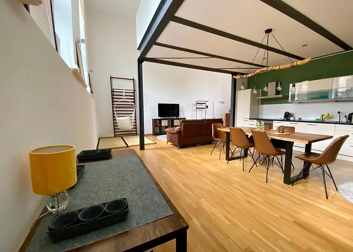 Cityloft Gold - Zentrum / 105qm / Inkl. Parkplatz / Netflix *